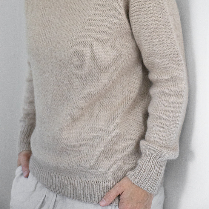 Deluxe Basic Sweater - Strikkeopskrift