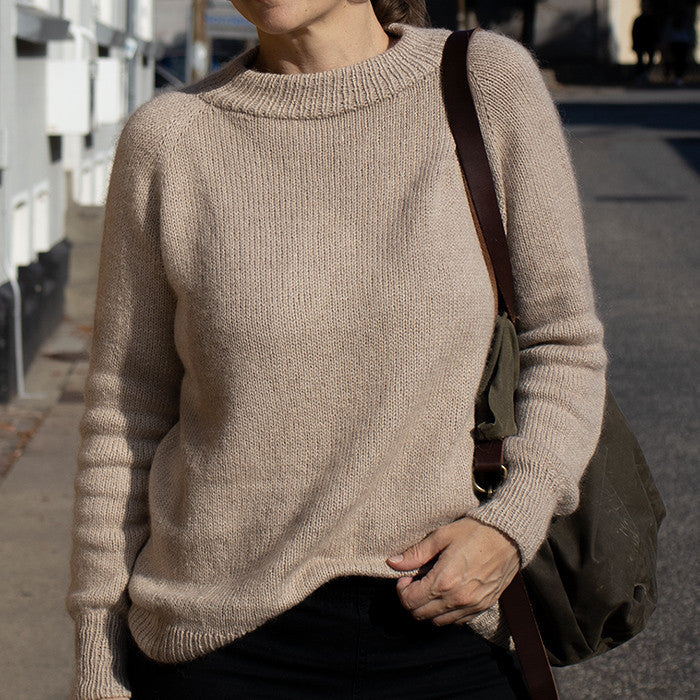 Deluxe Basic Sweater - Knitting pattern