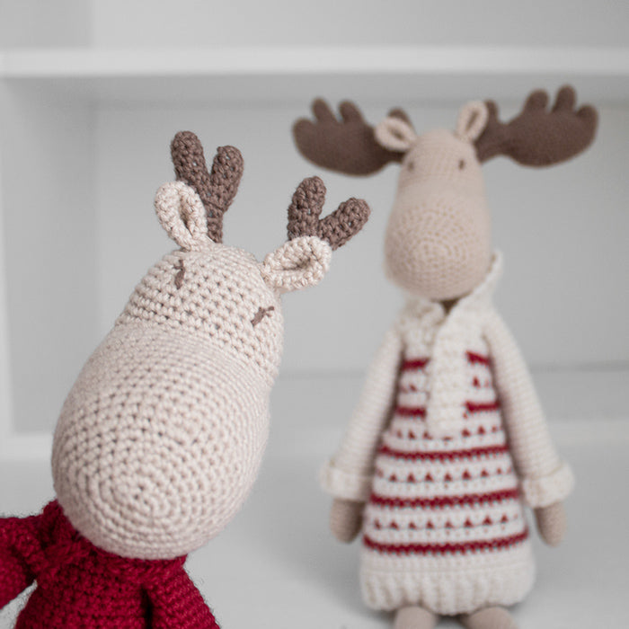 Hr. og Fru Moose - Hæklekit Klassiske Julefarver
