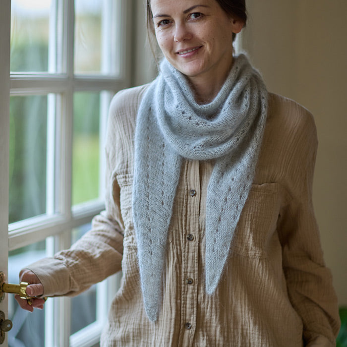 HYGGE Shawl Knitted kit – Krea Deluxe