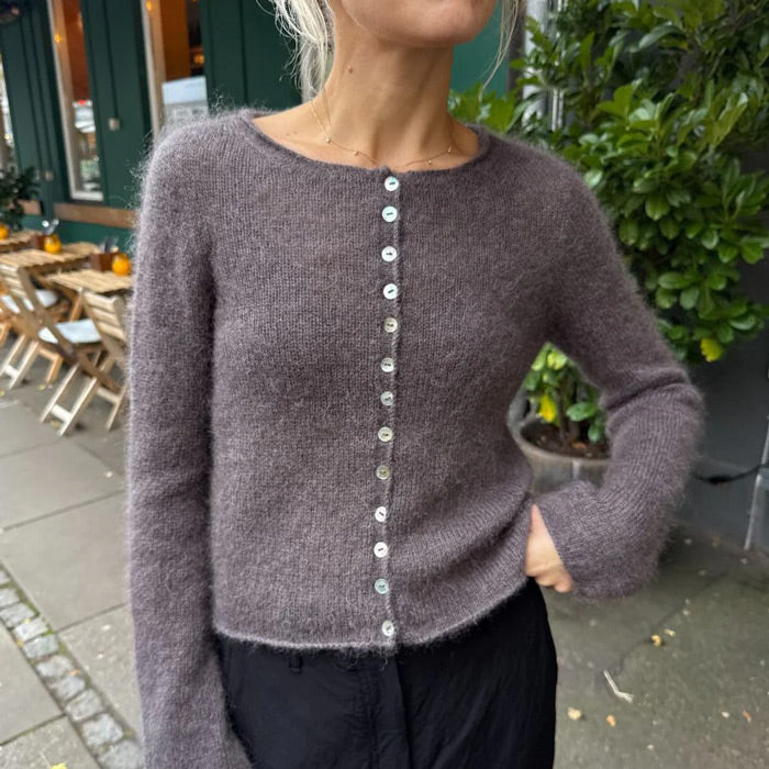 Ivy Cardigan af Petiteknit - Garnpakke