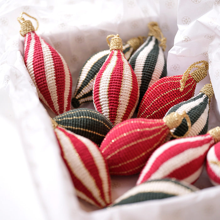 Classic Christmas Crochet 2