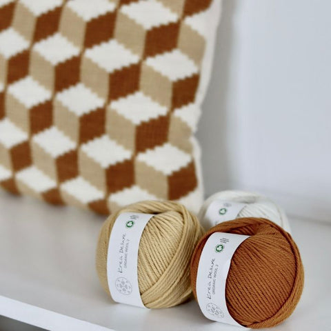 Kubus - Embroidery Kit