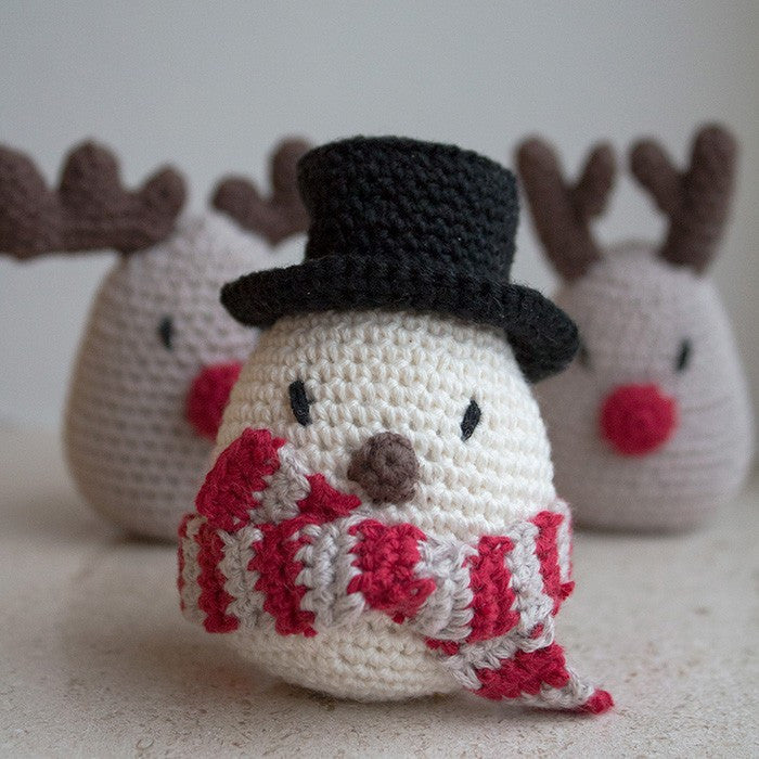 Mini Christmas Figurines - Crochet kit