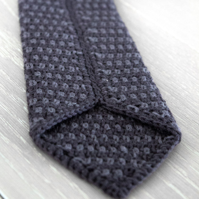 Deluxe Tie - striped - Crochet kit