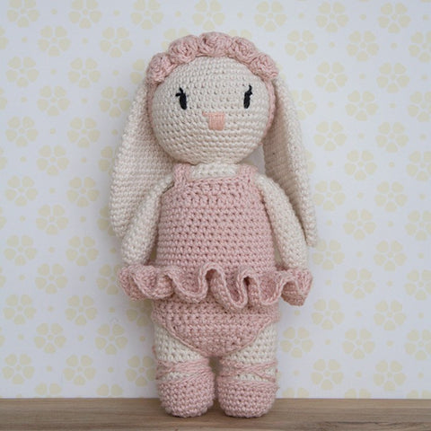 Ballerina Outfit for Bunny - Crochet pattern