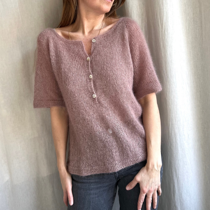 Nigrum Tee Placket by Refined Knitwear - Yarn Kit