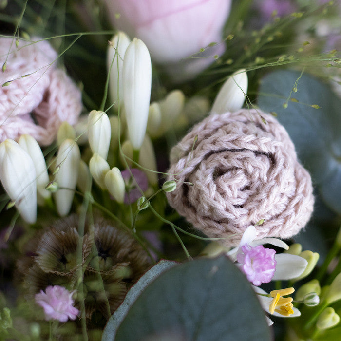 Roses - Knit and Crochet Pattern