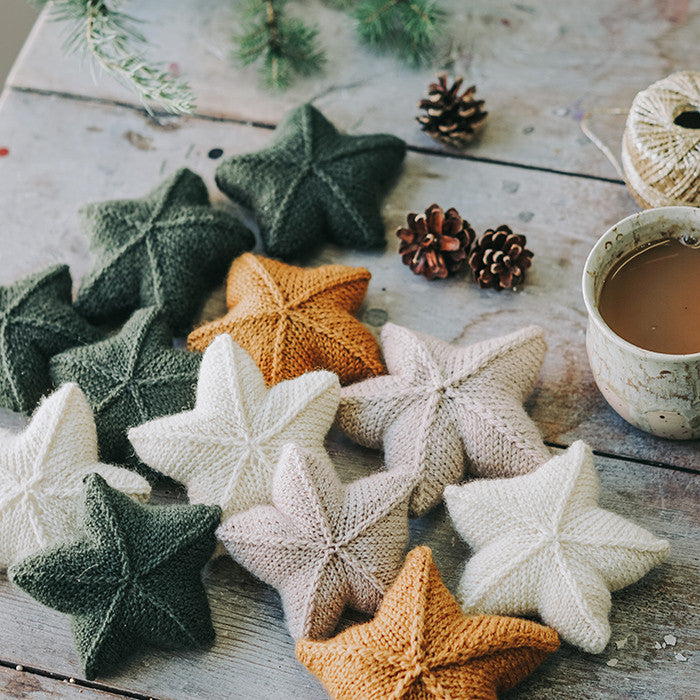 Strikket julepynt - Knitted Christmas decorations