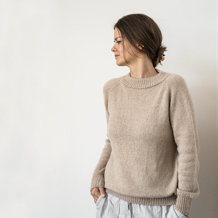 Deluxe Basic Sweater - Strikkeopskrift