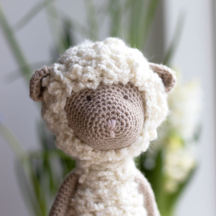 The Sheep Family, Small - Crochet kit