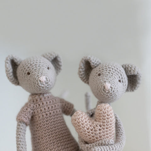 Mice with hearts - crochet kit