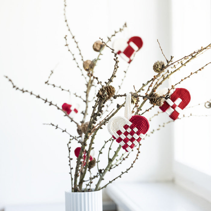 Hæklet klassisk julepynt - Crochet Classic Christmas Decorations