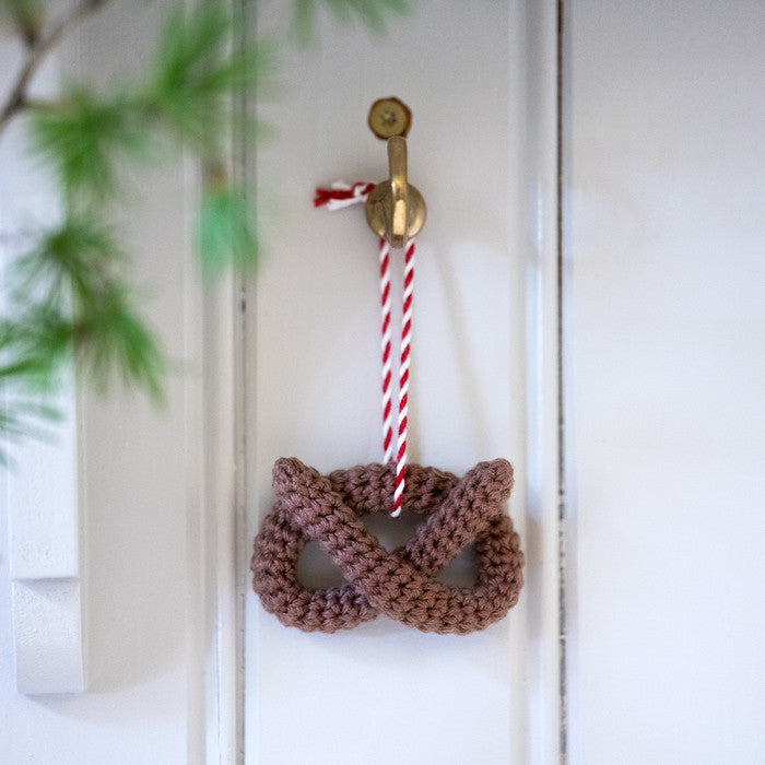 Hæklet klassisk julepynt - Crochet Classic Christmas Decorations