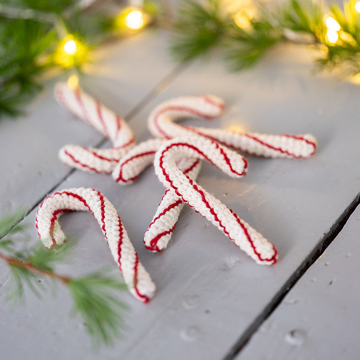 Hæklet klassisk julepynt - Crochet Classic Christmas Decorations