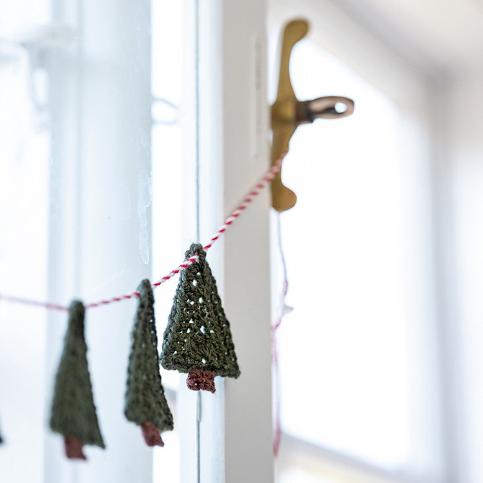Christmas Leftovers - Crochet Pattern