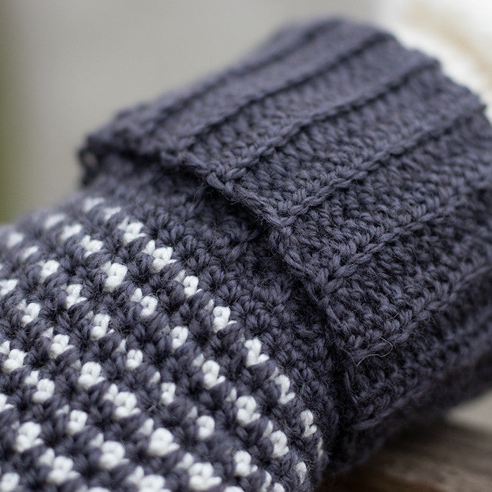 Wool Mittens - Crochet Pattern
