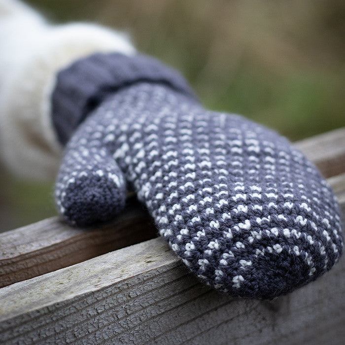 Wool Mittens - Crochet Pattern