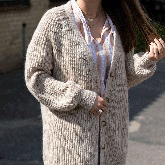 Chunky Cardigan - Knitting pattern – Krea Deluxe