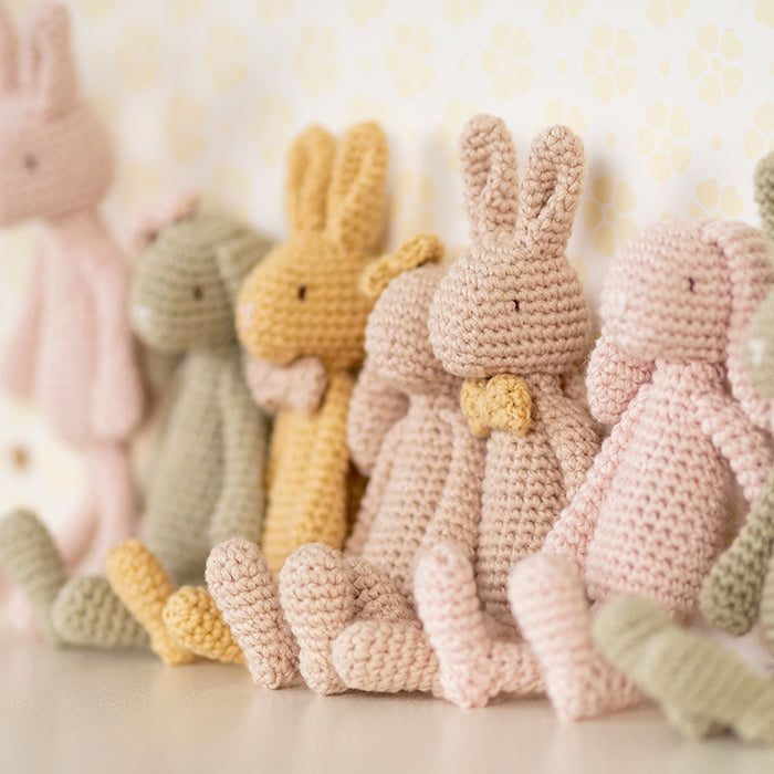 Tiny Mr & Mrs Bunny - 4 pairs in pastel colors