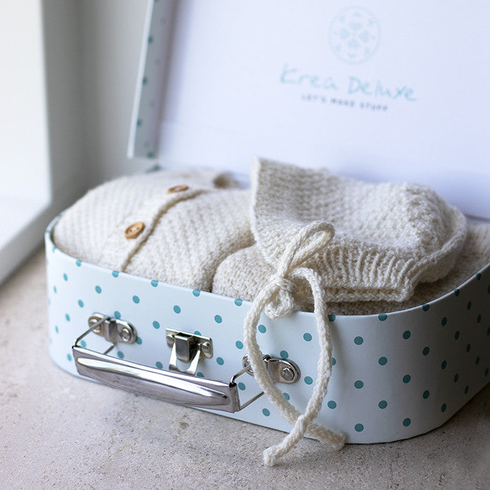 Baby set - Knitting kit 
